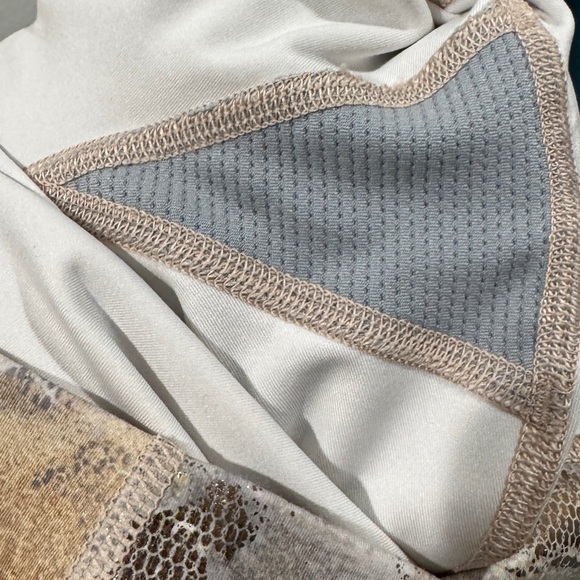 Athleta Elation Gilded Tight High Rise Metallic Gold Grey Cream Leggings Small - Picture 13 of 15